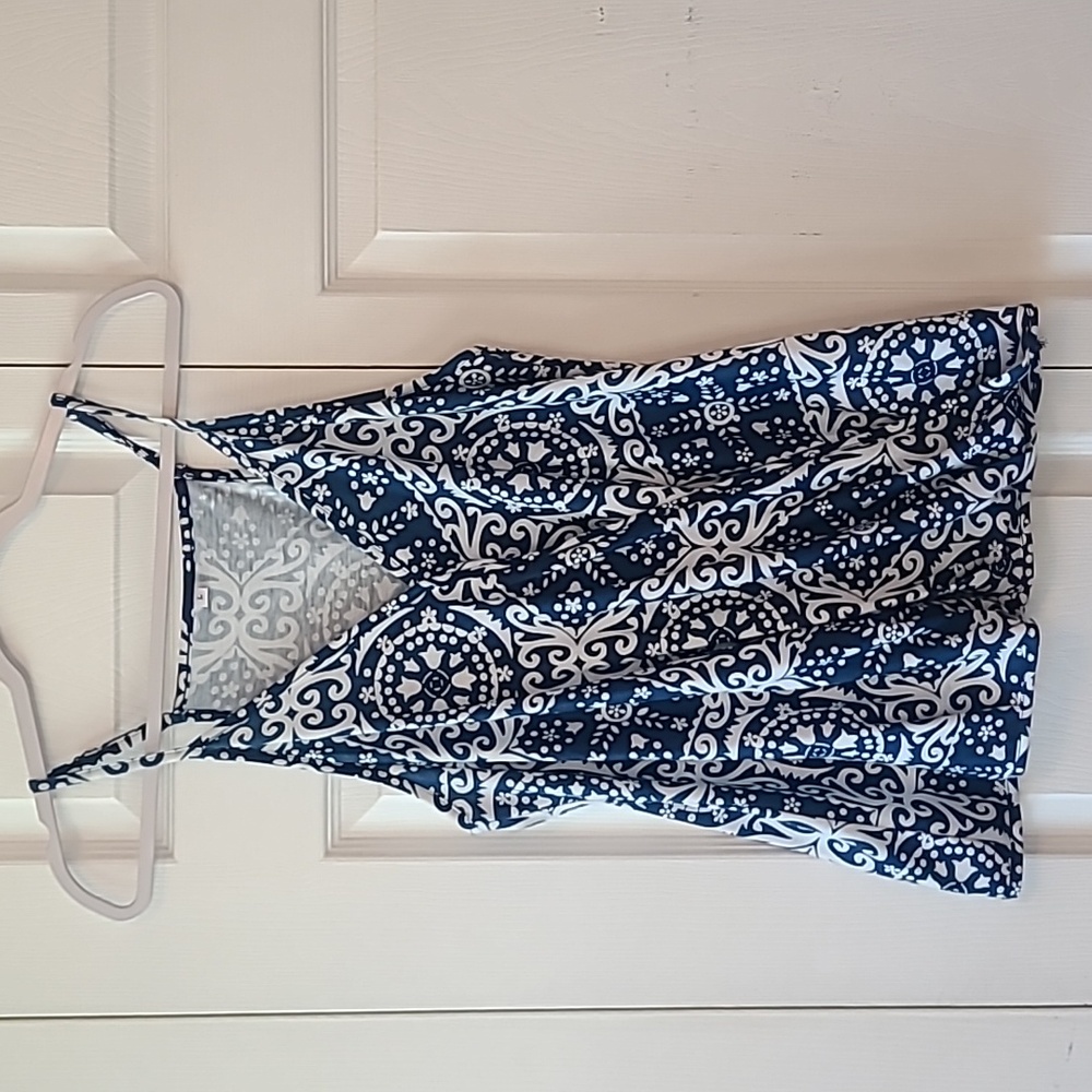 Women's V Neck Spaghetti strap tank blue and white size large